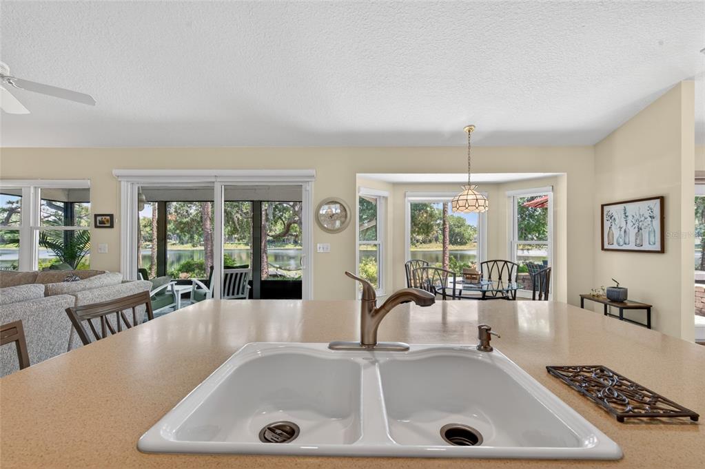 8243 Riviera Shore Court Orlando, FL 32817 - Photo 12 of 45