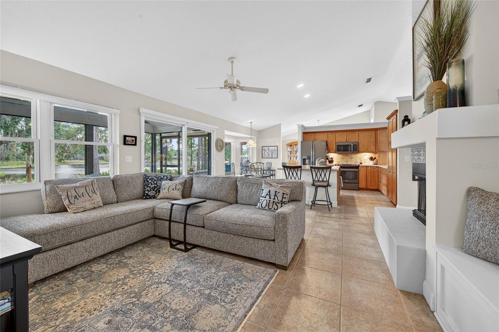 8243 Riviera Shore Court Orlando, FL 32817 - Photo 14 of 45