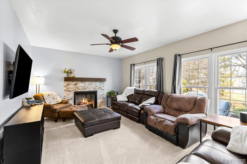 45010 Saltz Road Canton, MI 48187 - Photo 12 of 30 Gallery Image 12
