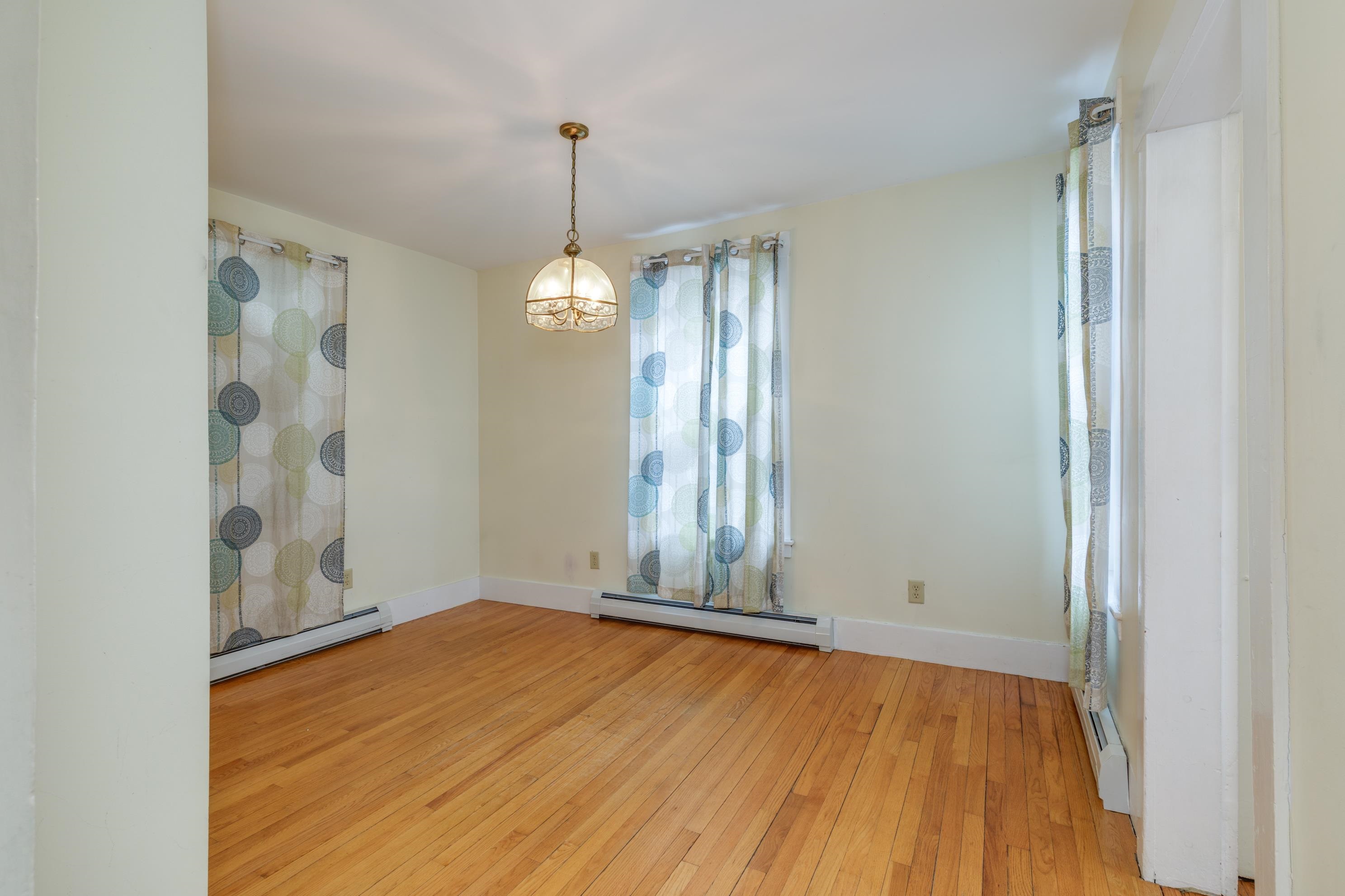 51 Laurel Street Concord, NH 03301 - Photo 5 of 35