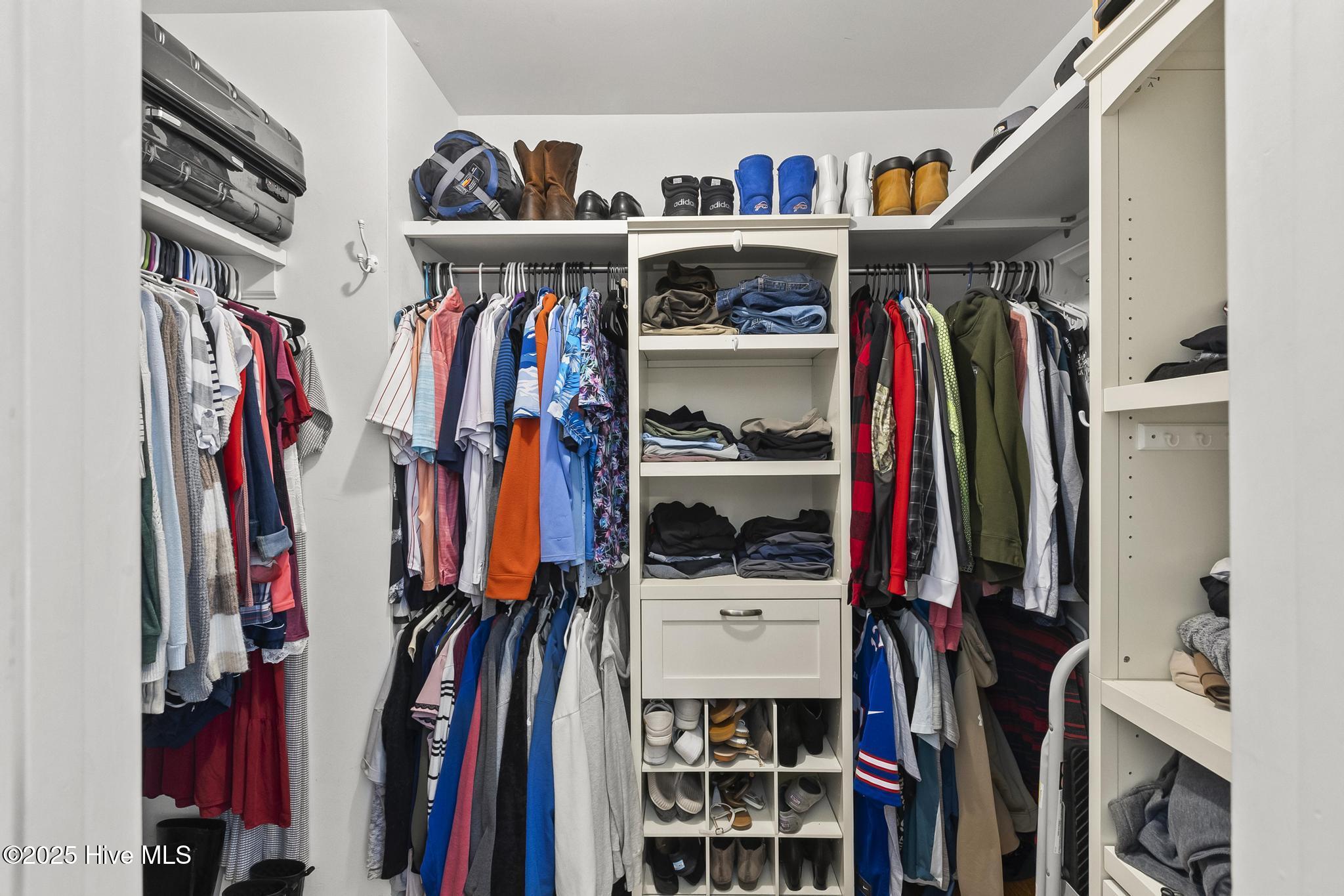 112 Ransey Court Hampstead, NC 28443 - Photo 26 of 40 Closet