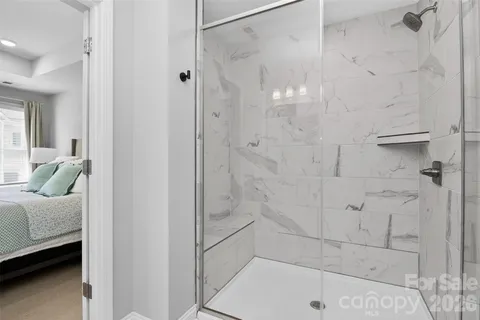 a en suite bathroom with a shower