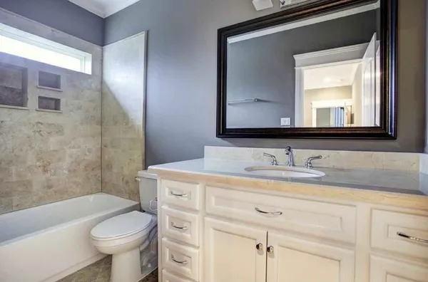 $2,650 | 2115 Bidwell Drive, Houston, TX 77018