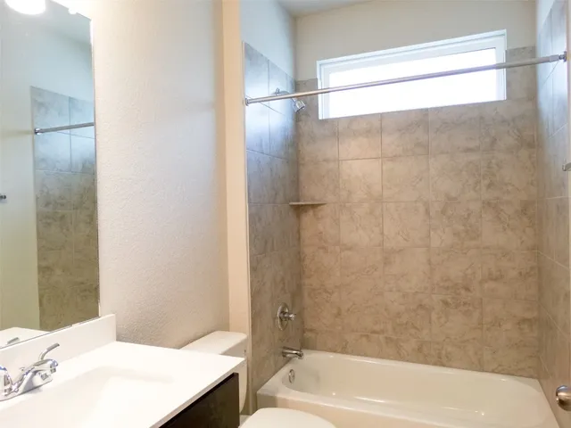 $1,850 | 370 Hortus Drive, Kyle, TX 78640