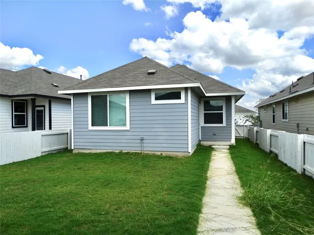 $1,850 | 370 Hortus Drive, Kyle, TX 78640