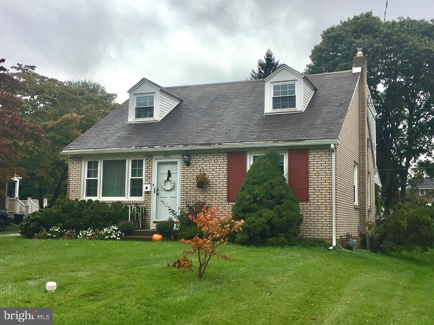 422 Larchwood Road Springfield, PA 19064 - Photo 1 of 17 Exterior Front