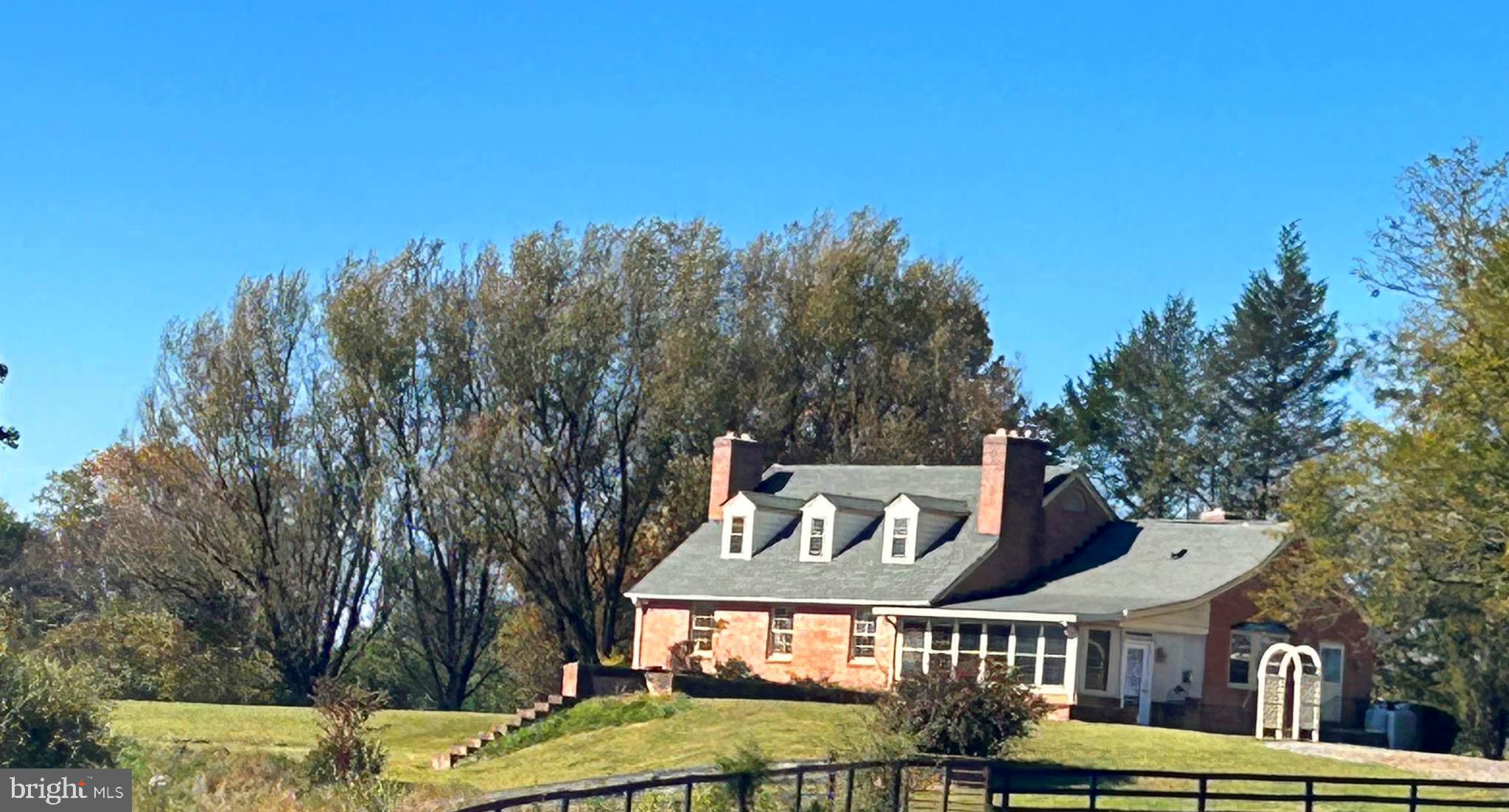 1600 Briggs Road Berryville, VA 22611 - Photo 21 of 38 Main House