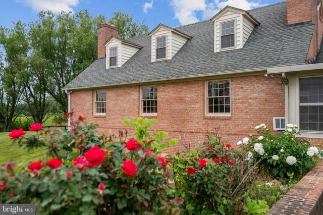 $2,200,000 | 1600 Briggs Road, Berryville, VA 22611