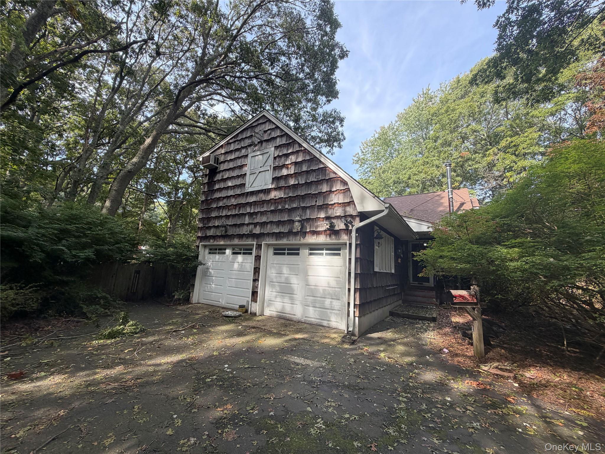 80 Woodacres Road Patchogue, NY 11772 - Photo 2 of 18 Gallery Image 2