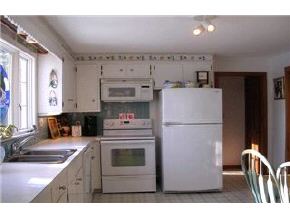 46 Winnicutt Road Stratham, NH 03885 - Photo 5 of 9