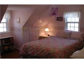 46 Winnicutt Road Stratham, NH 03885 - Photo 8 of 9