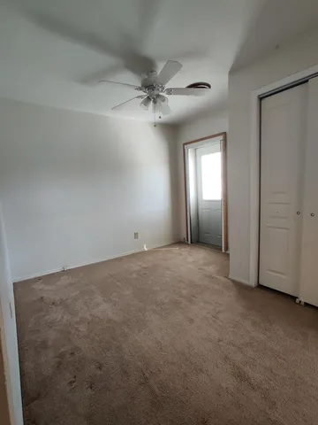 $950 | 117 South Main Street, Unit B, Algonquin, IL 60102