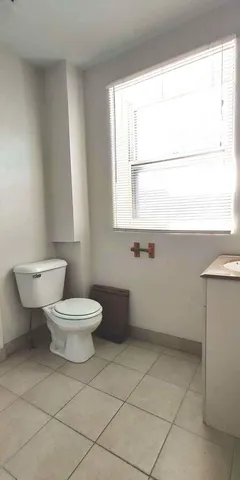 $950 | 117 South Main Street, Unit B, Algonquin, IL 60102