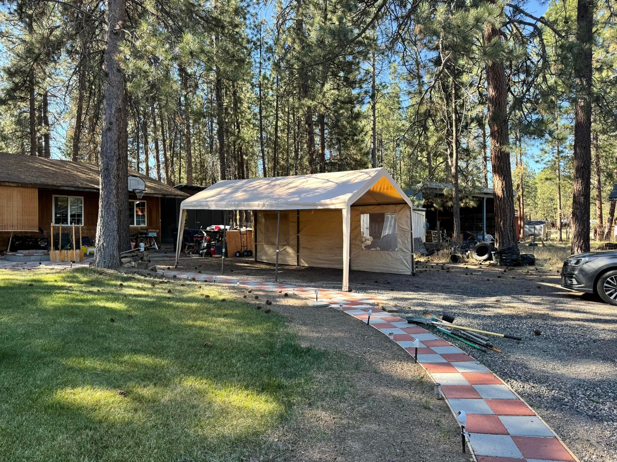 19501 Baker Road Bend, OR 97702 - Photo 3 of 23 IMG_1384