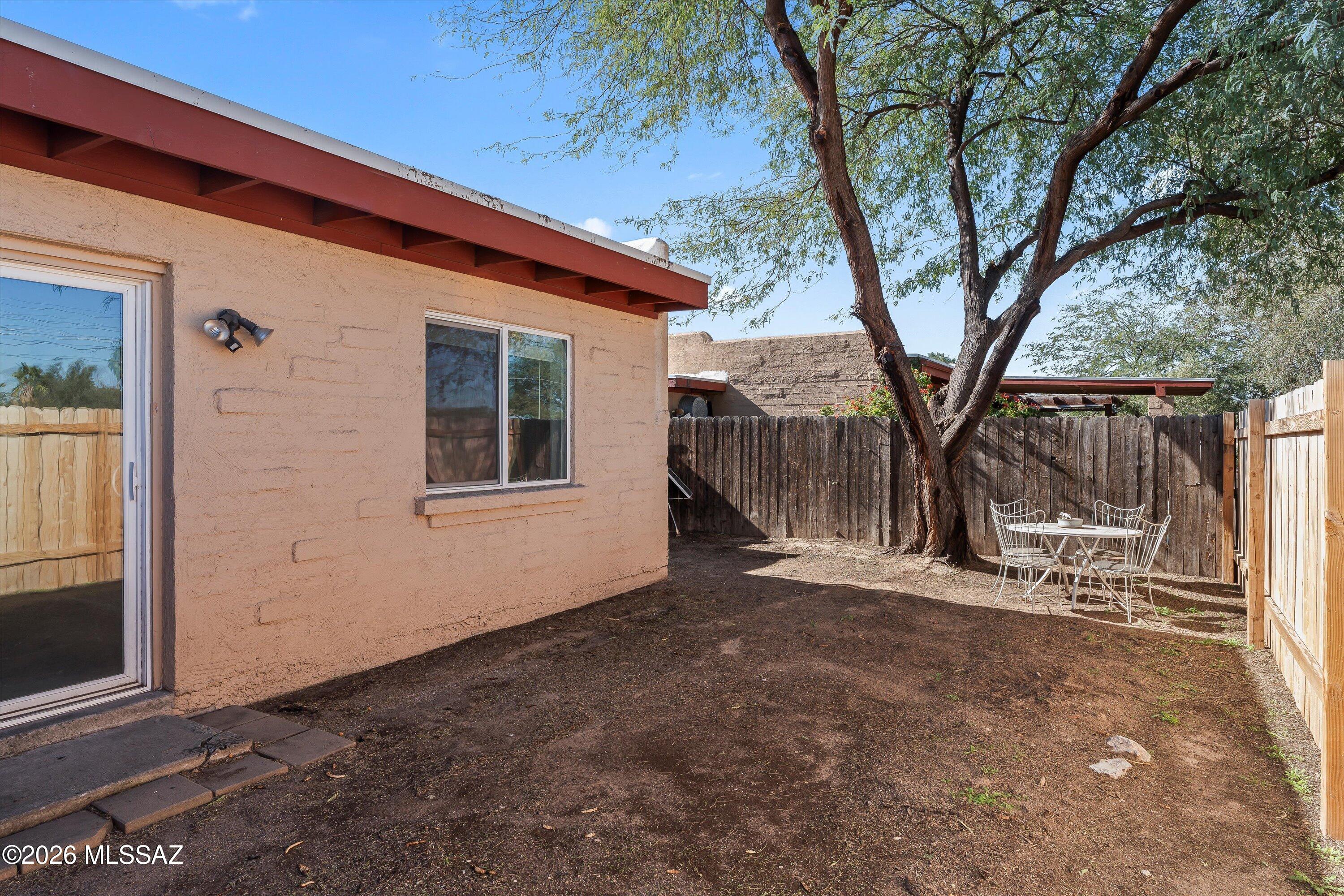 1868 West Record Street Tucson, AZ 85705 - Photo 14 of 19 Roomy backyard