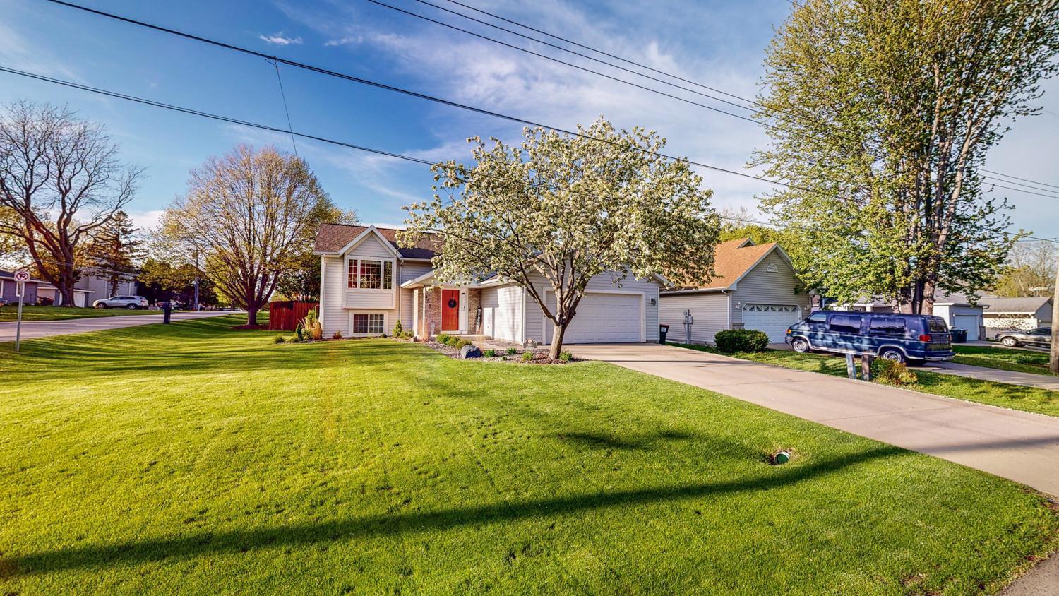 335 19th Street Southwest Rochester, MN 55902 - Photo 23 of 26 Gallery Image 23