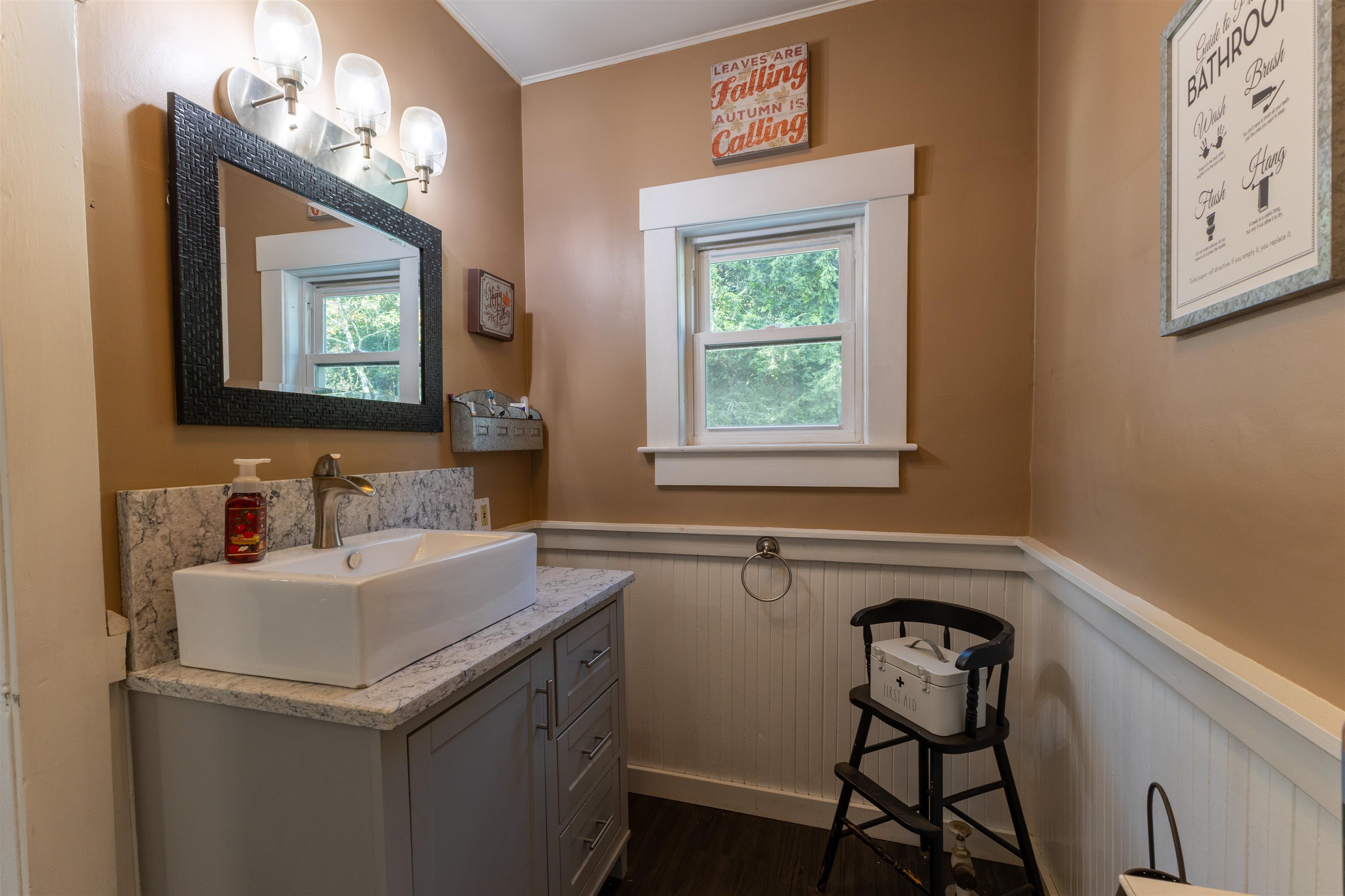 105 Grove Street Claremont, NH 03743 - Photo 12 of 40 Gallery Image 12