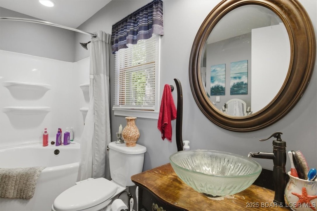 3584 Walnut Hills Road Stover, MO 65078 - Photo 28 of 47