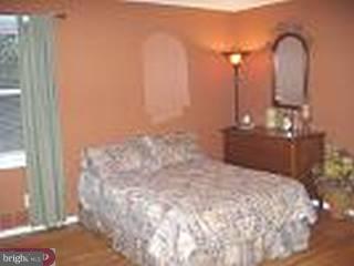 214 Clamer Road Ewing, NJ 08628 - Photo 5 of 6 Gallery Image 5