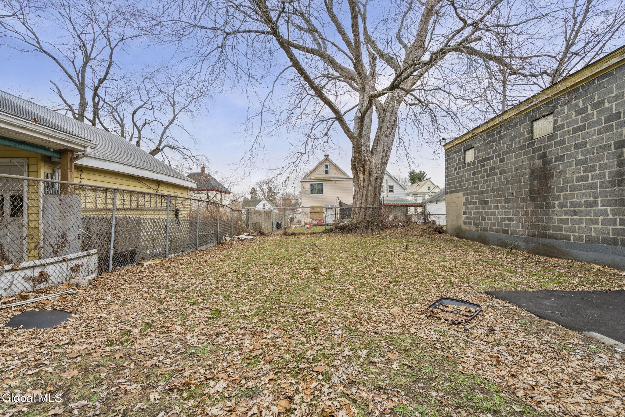 1331 Hodgson Street Schenectady, NY 12303 - Photo 24 of 27 24