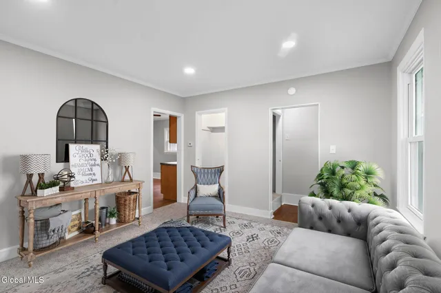 $240,000 | 1331 Hodgson Street, Schenectady, NY 12303