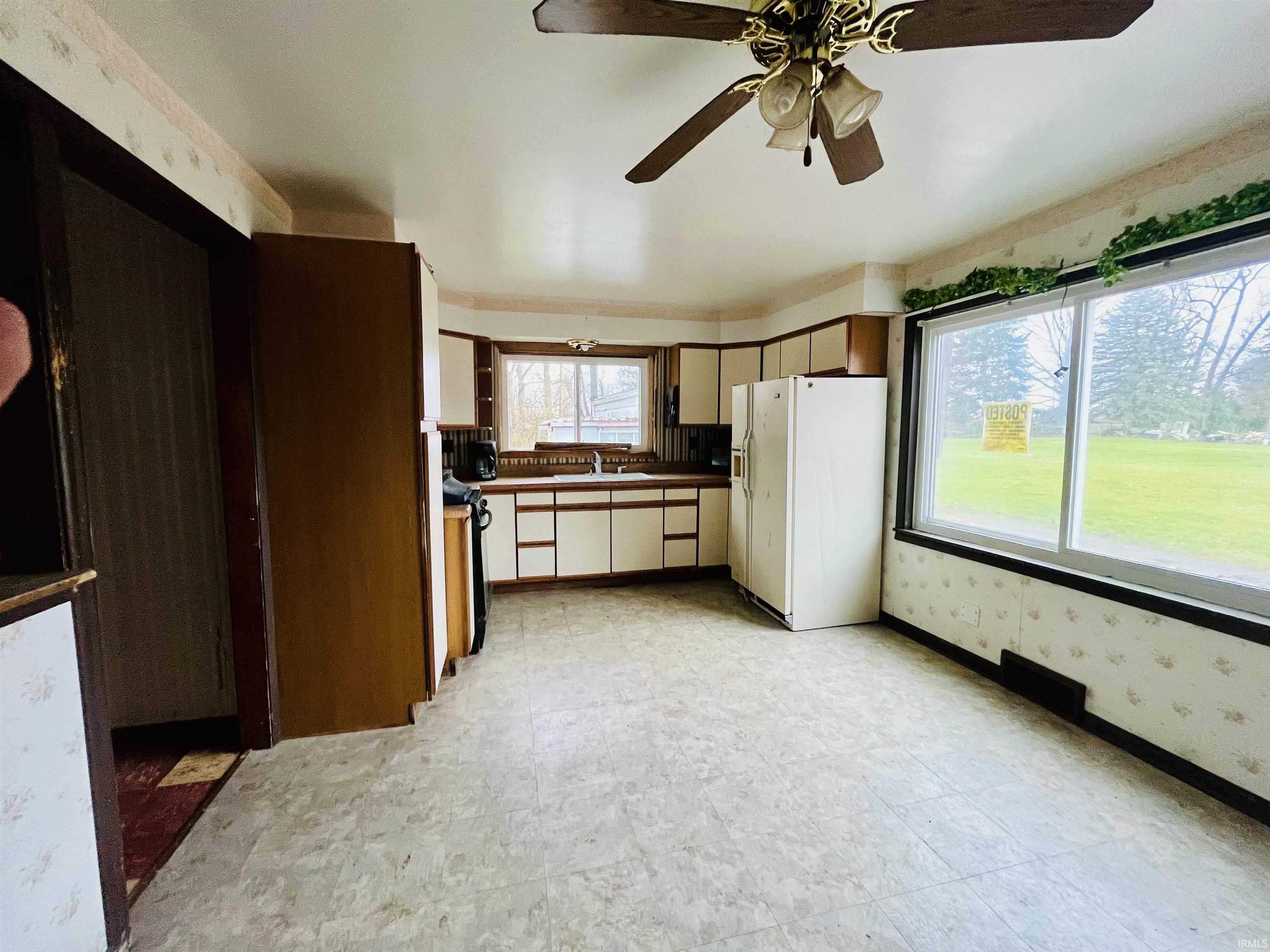508 East Short Street Rolling Prairie, IN 46371 - Photo 11 of 13