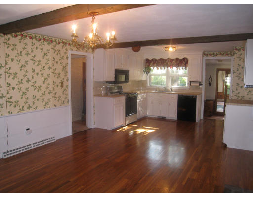 13 Singlefoot Road Chelmsford, MA 01824 - Photo 11 of 30
