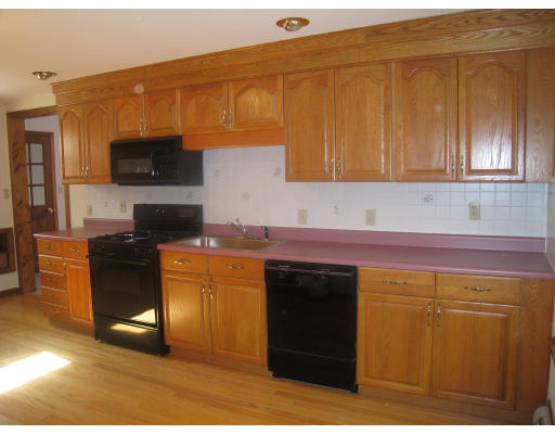 13 Singlefoot Road Chelmsford, MA 01824 - Photo 22 of 30