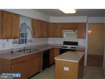 75 Raintree Drive Sicklerville, NJ 08081 - Photo 4 of 7