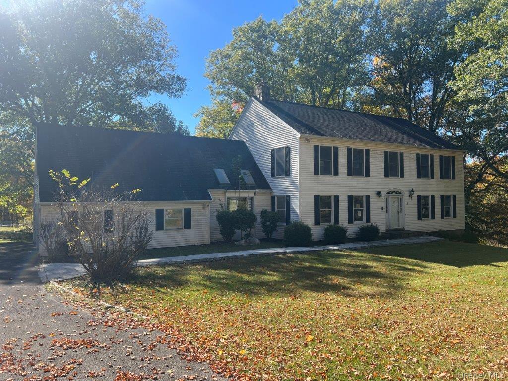 7 Felter Hill Road Monroe, NY 10950 - Photo 3 of 12 Colonial home featuring a front yard