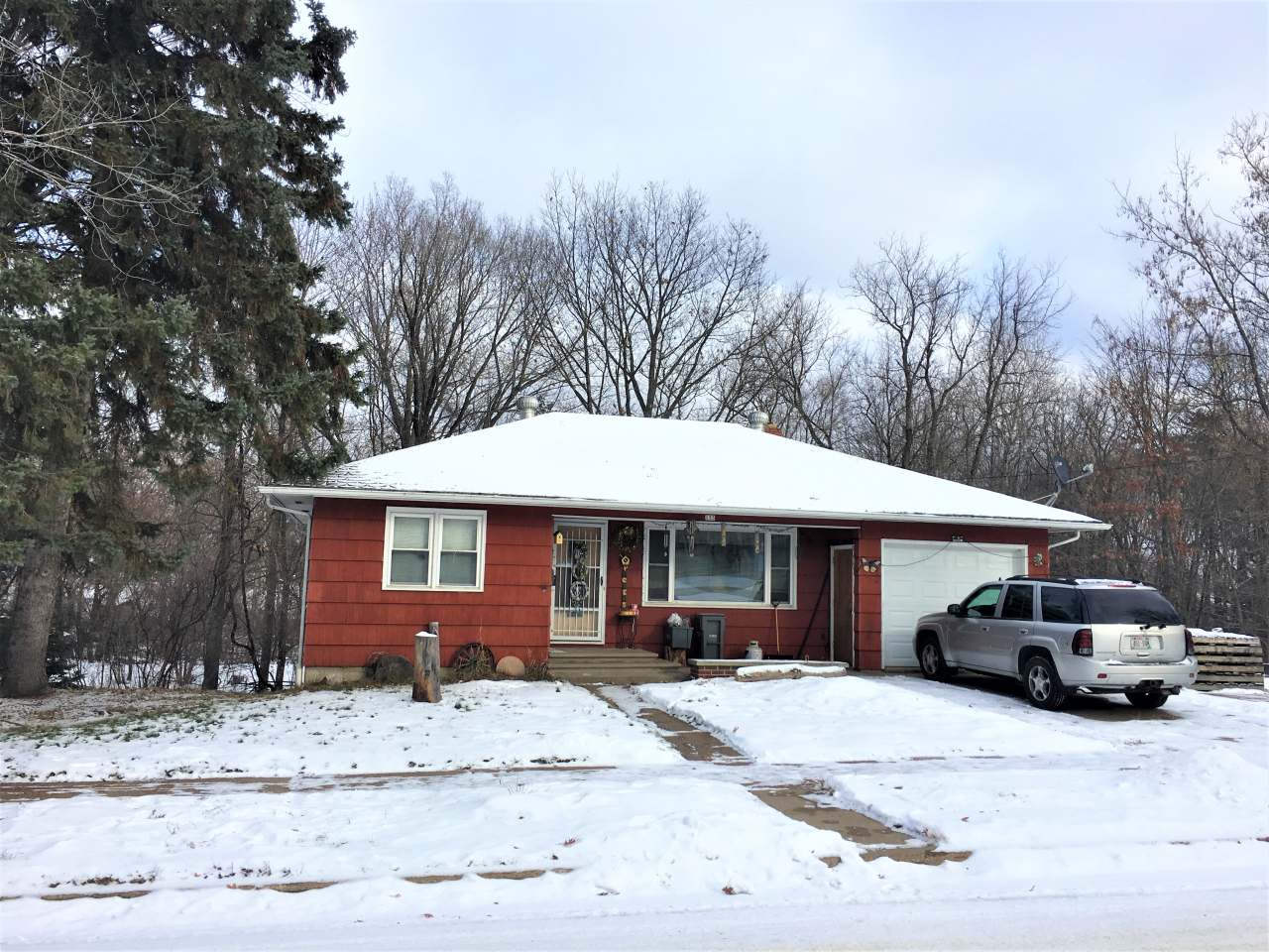 133 Hillside Road Rhinelander, WI 54501 - Photo 1 of 20 Gallery Image 1