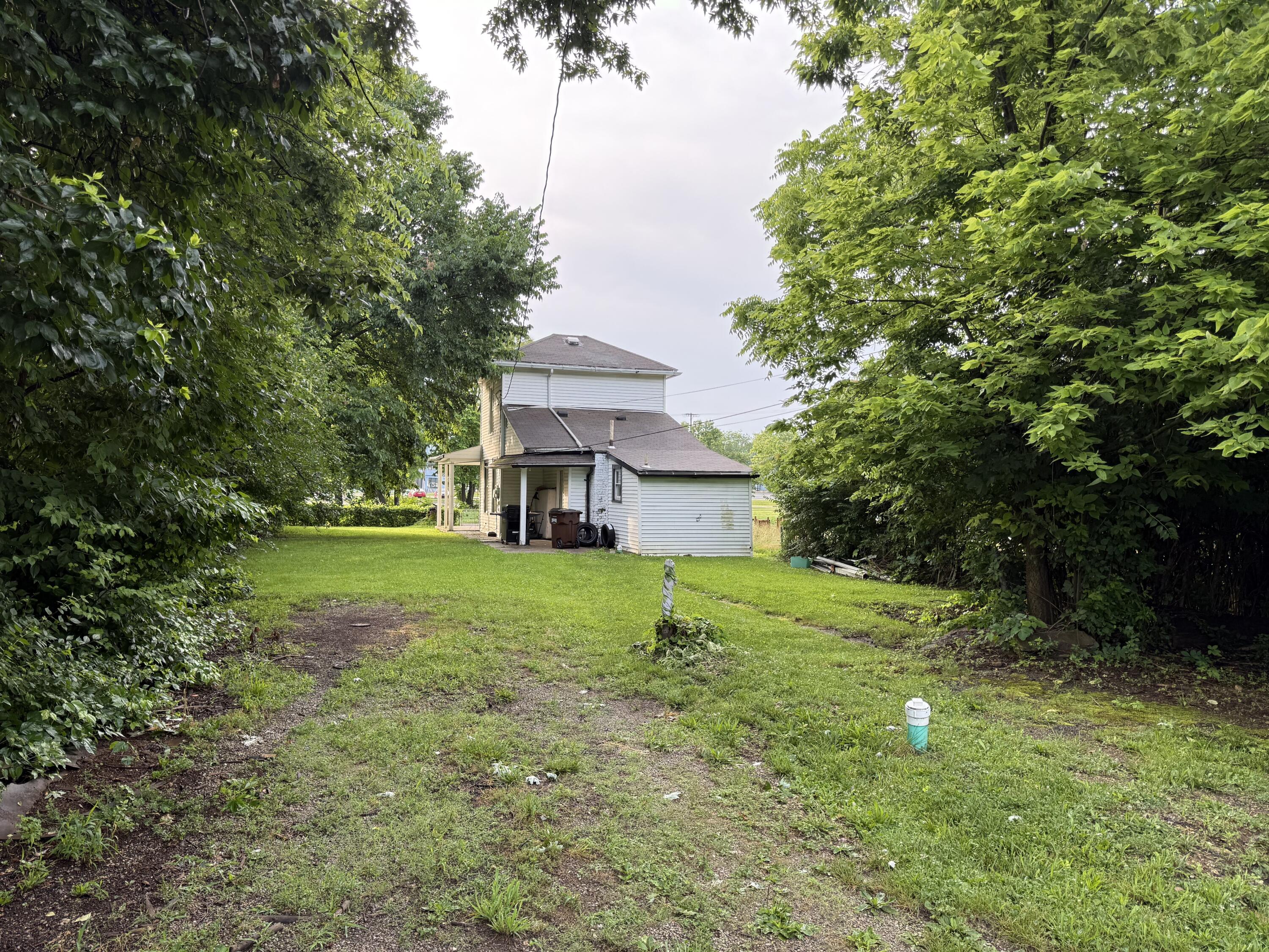 733 Farlow Street Springfield, OH 45503 - Photo 3 of 4 farlow 5