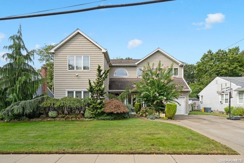 545 Allen Road Woodmere, NY 11598 - Photo 1 of 1 Gallery Image 1