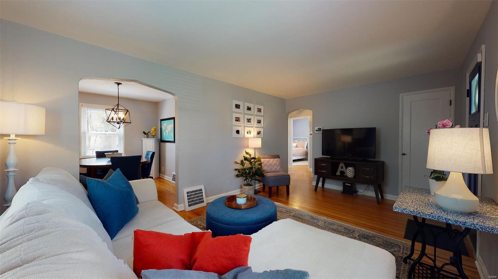 7024 Rhodes Avenue St. Louis, MO 63123 - Photo 12 of 42 Gallery Image 12