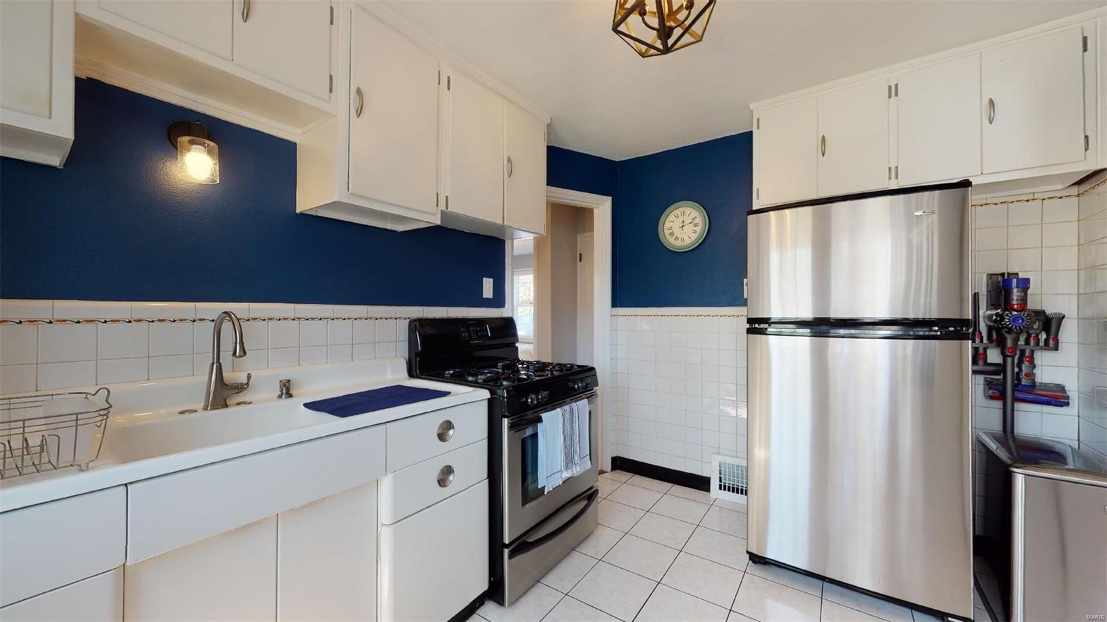 7024 Rhodes Avenue St. Louis, MO 63123 - Photo 17 of 42 Gallery Image 17