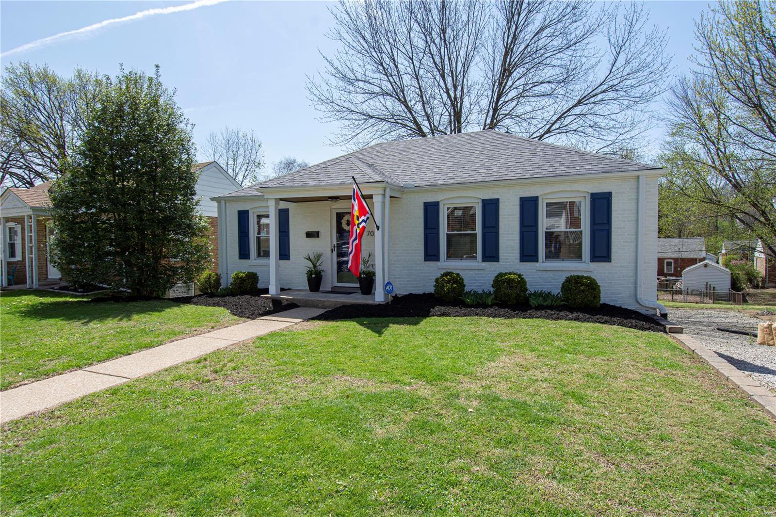7024 Rhodes Avenue St. Louis, MO 63123 - Photo 2 of 42 Gallery Image 2