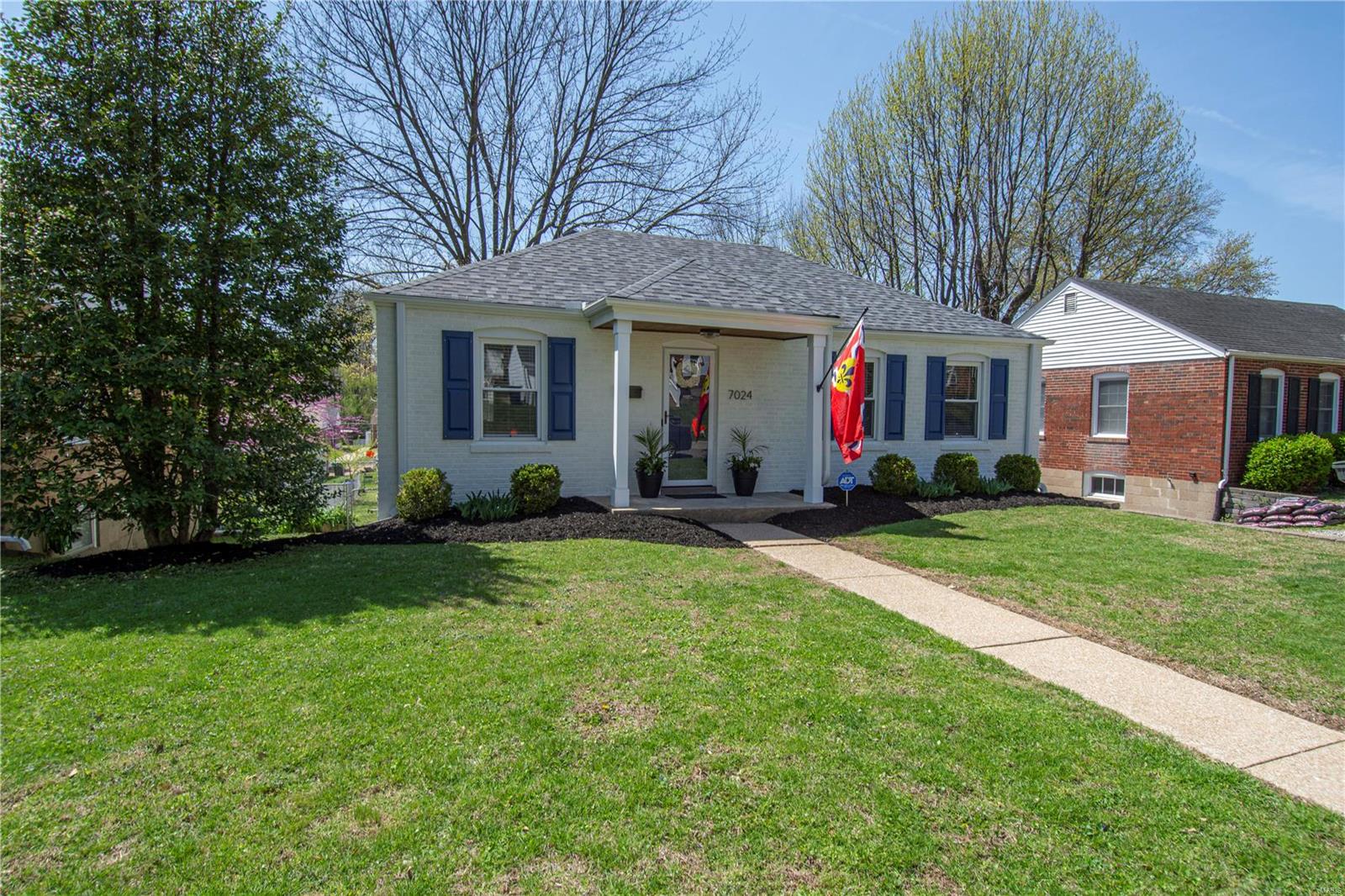 7024 Rhodes Avenue St. Louis, MO 63123 - Photo 4 of 42 Gallery Image 4