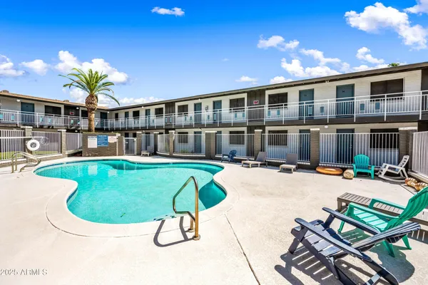 $879 | 3025 North 32nd Street, Unit 53, Phoenix, AZ 85018