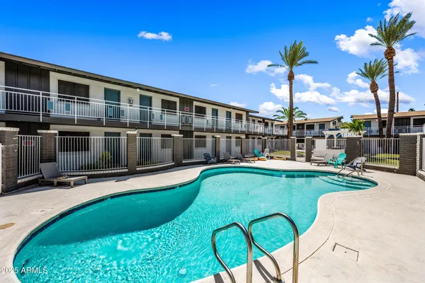 $879 | 3025 North 32nd Street, Unit 53, Phoenix, AZ 85018