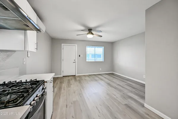 $879 | 3025 North 32nd Street, Unit 53, Phoenix, AZ 85018