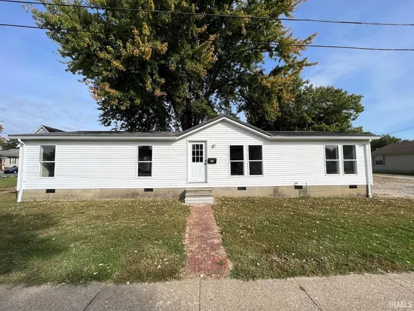 $159,000 | 704 East 1st Street, Huntingburg, IN 47542