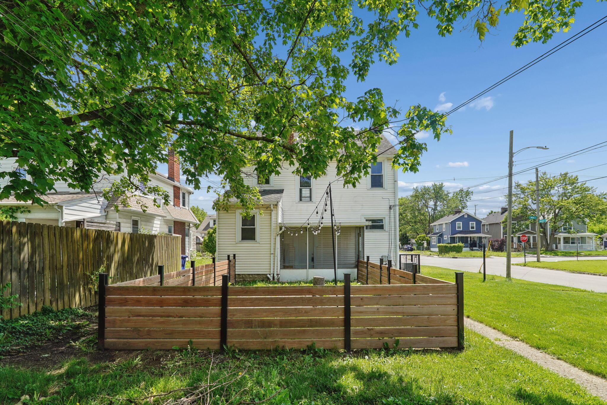 1580 East Weber Road Columbus, OH 43211 - Photo 25 of 28