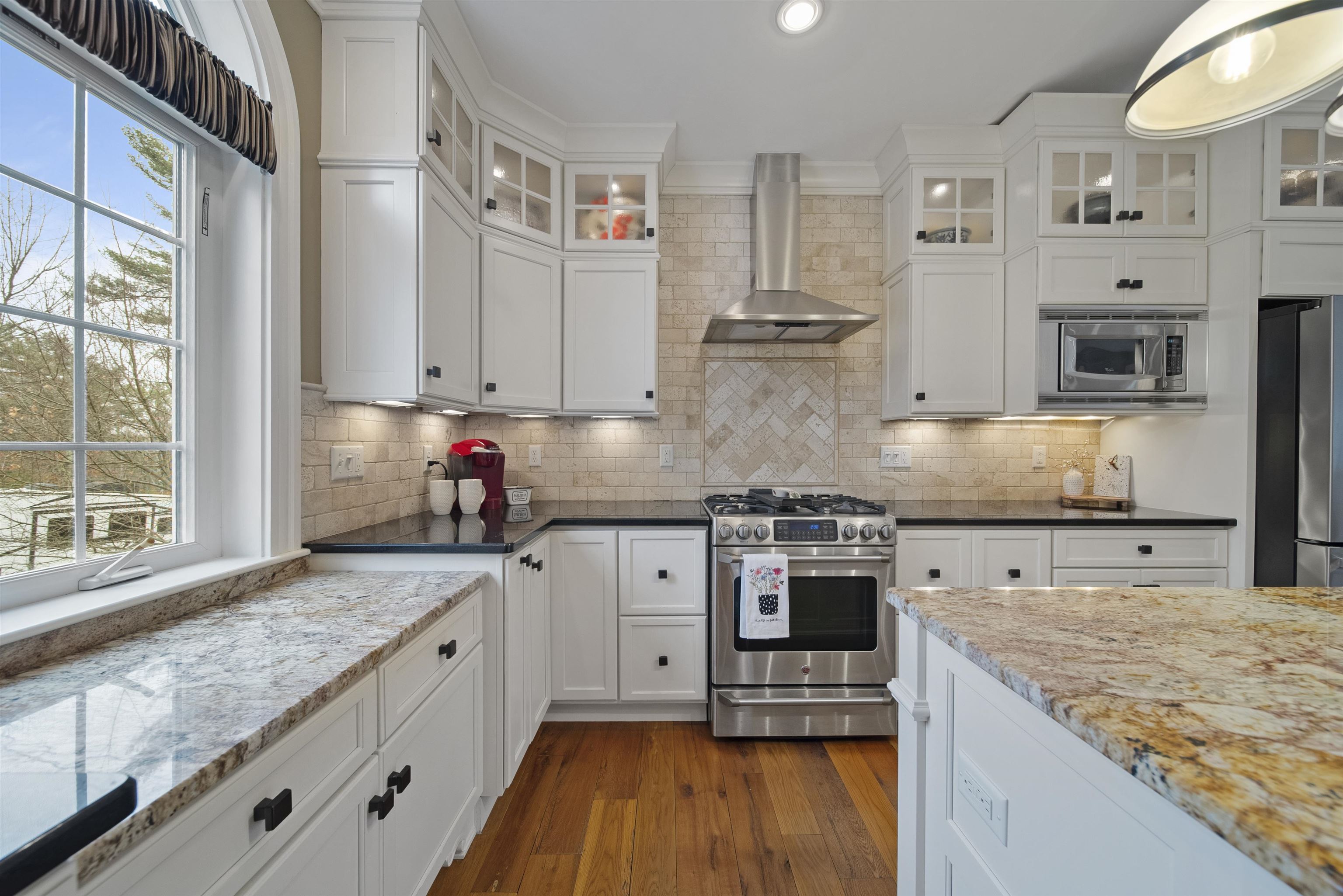 10 Prescott Heights Road Hooksett, NH 03106 - Photo 6 of 59