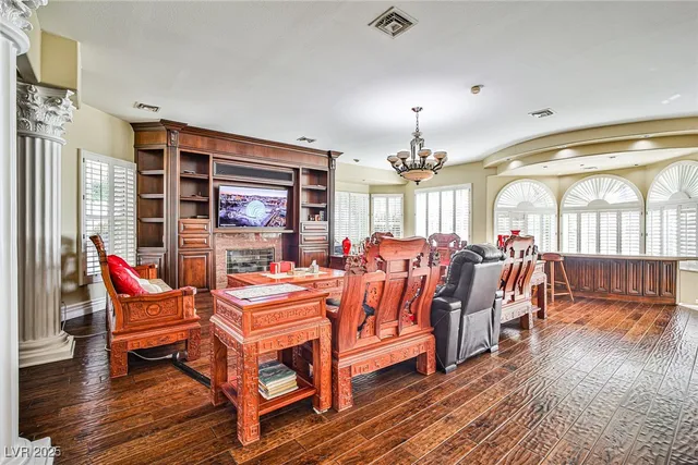 $2,480,000 | 2300 Glenbrook Way, Las Vegas, NV 89117