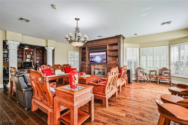 $2,480,000 | 2300 Glenbrook Way, Las Vegas, NV 89117