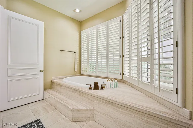 $2,480,000 | 2300 Glenbrook Way, Las Vegas, NV 89117