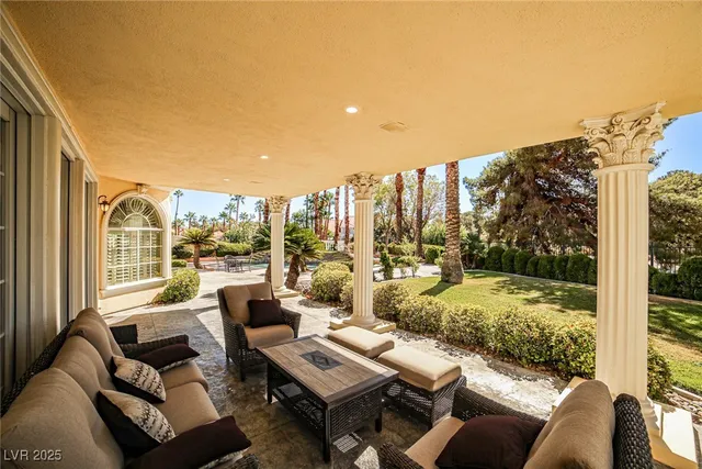 $2,480,000 | 2300 Glenbrook Way, Las Vegas, NV 89117