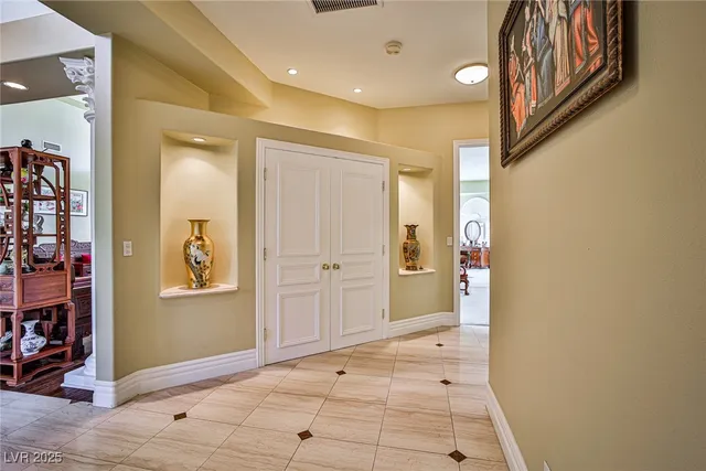 $2,480,000 | 2300 Glenbrook Way, Las Vegas, NV 89117