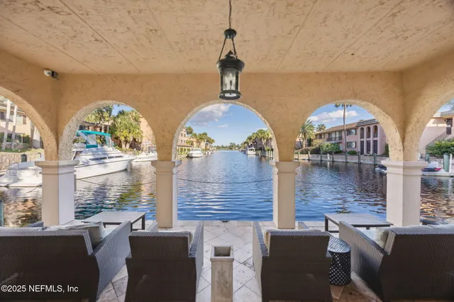 $264,000 | 5375 Ortega Farms Boulevard, Unit 609, Jacksonville, FL 32210