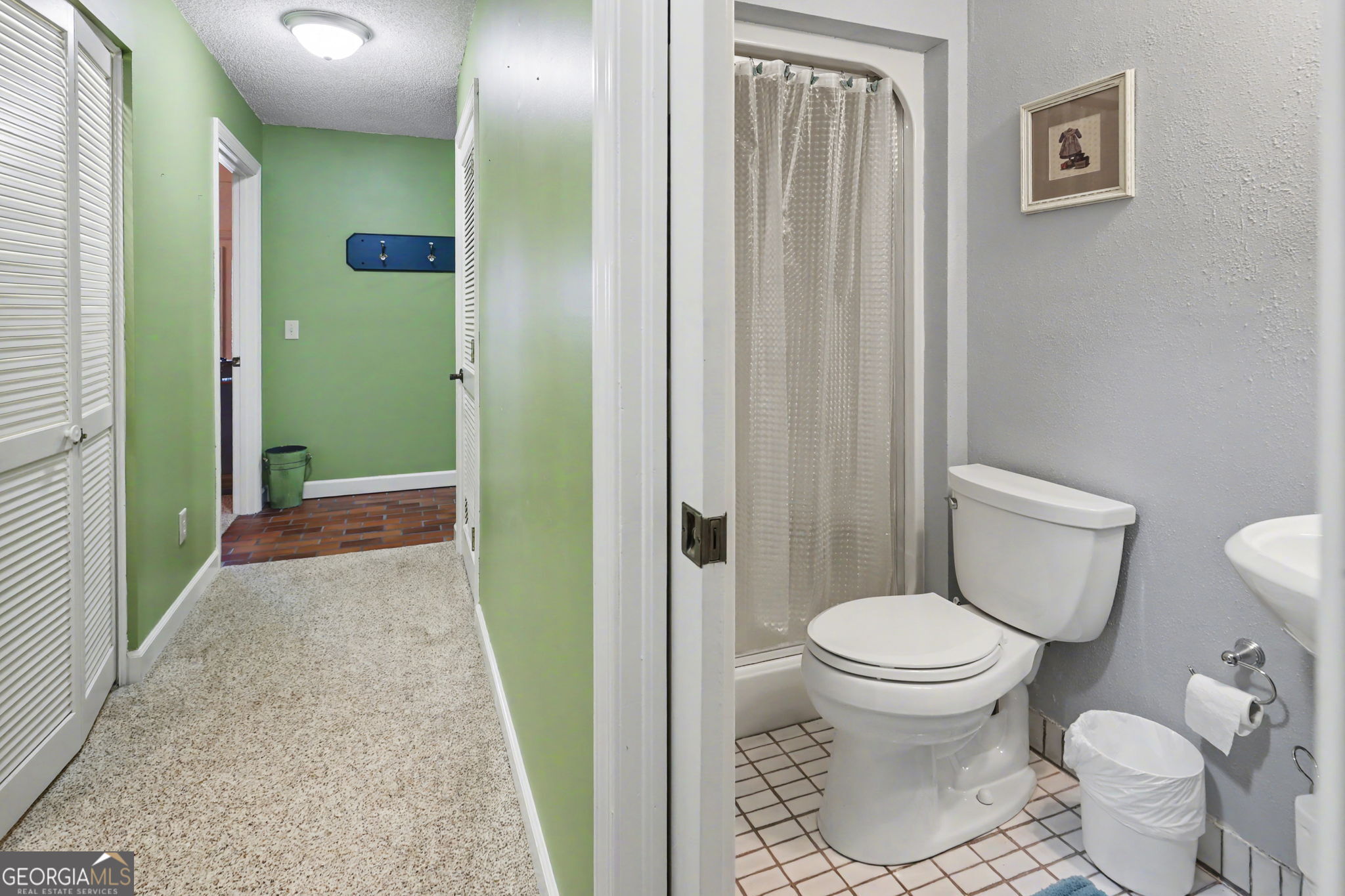 62 Sunvalley Circle, Unit 7006 Dillard, GA 30537 - Photo 42 of 55 a bathroom with a toilet and a shower